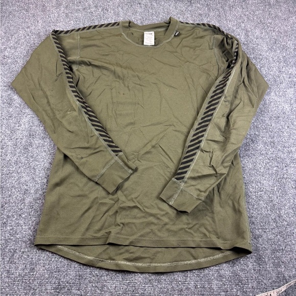 Helly Hansen Other - HELLY HANSEN Mens Green Lifa Base layer Stripe Long Sleeved Crew Shirt size: XL